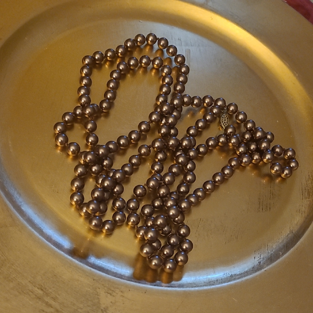 Elegant Brown Beaded Necklace